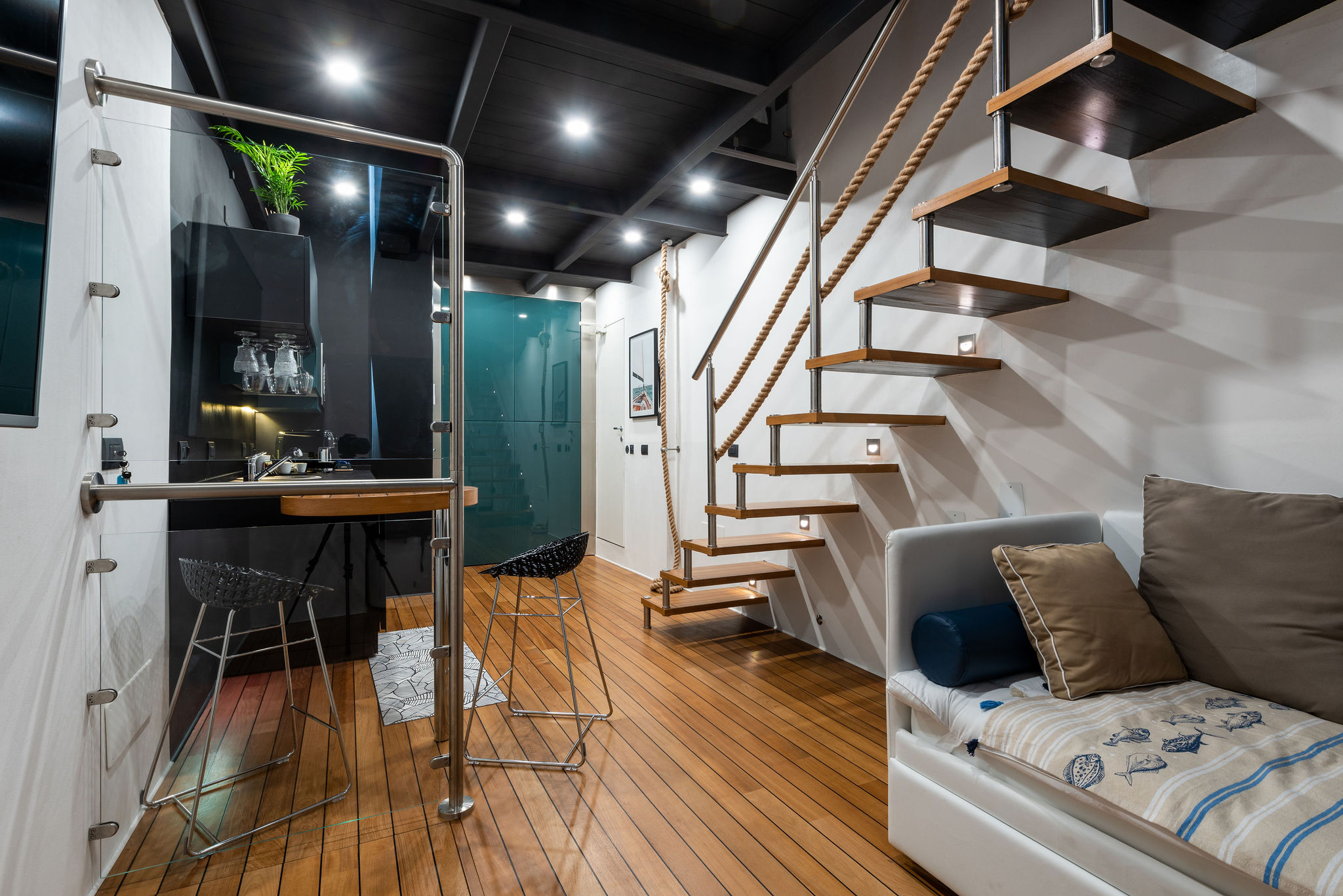 Loft Yacht - Immagine 1
